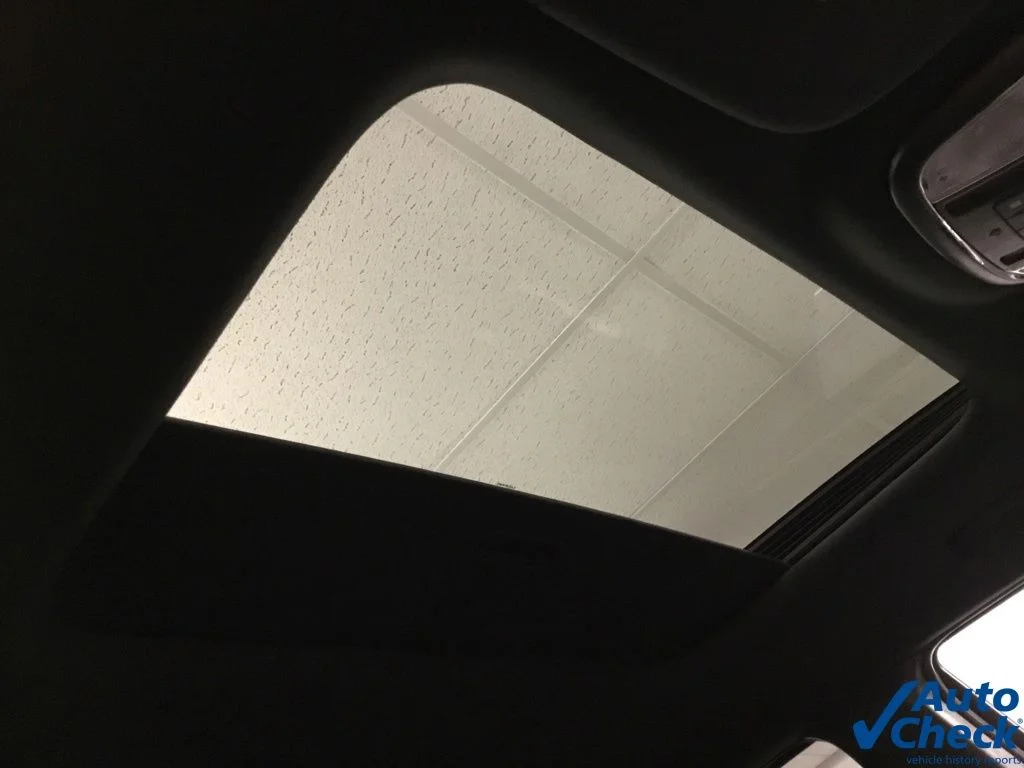 Used 2016 Silver Jeep Limited image 40