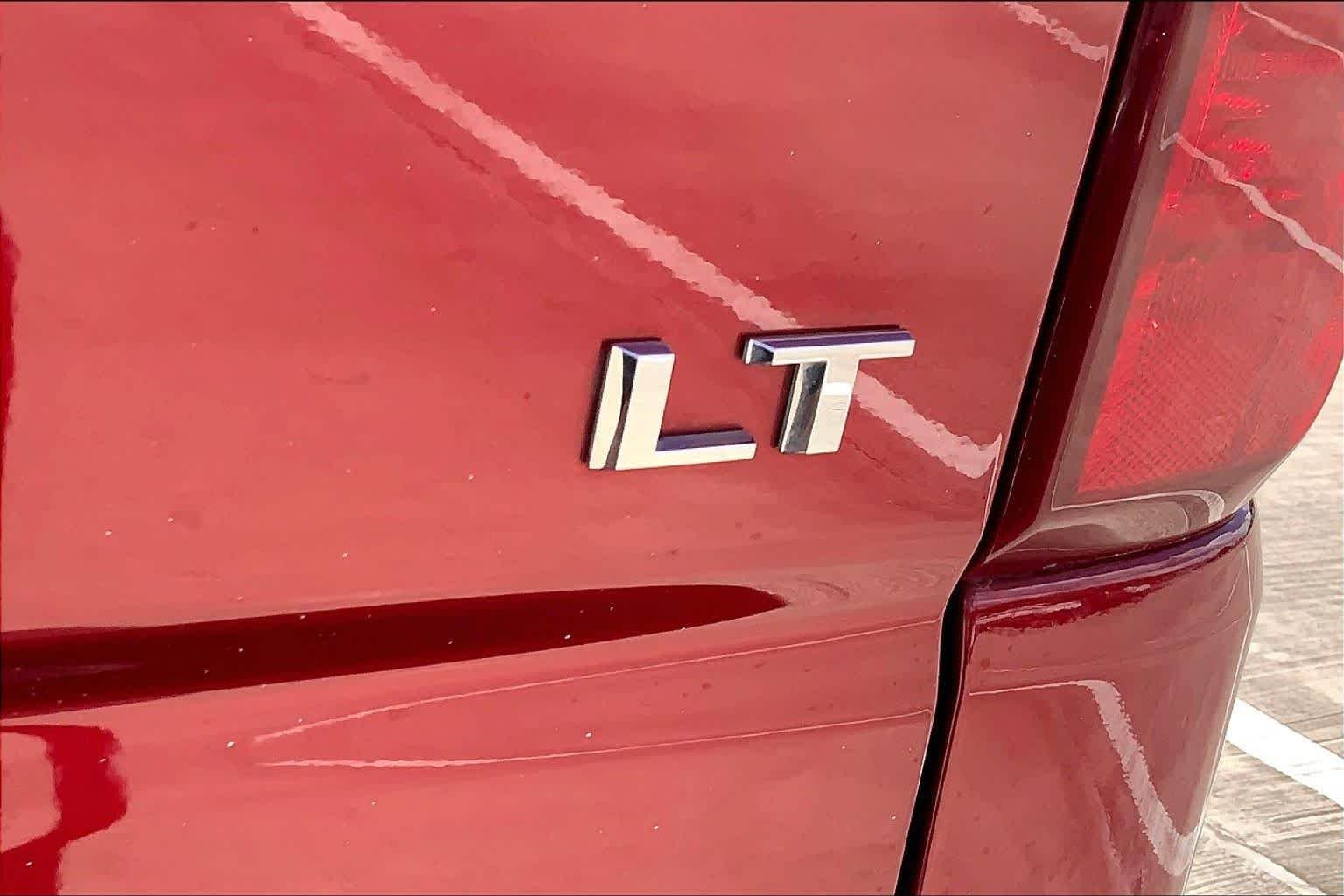Used 2020 Cajun Red Tintcoat Chevrolet LT image 10
