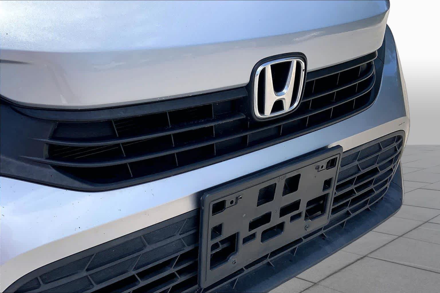 Used 2023 Lunar Silver Metallic Honda Sport image 32