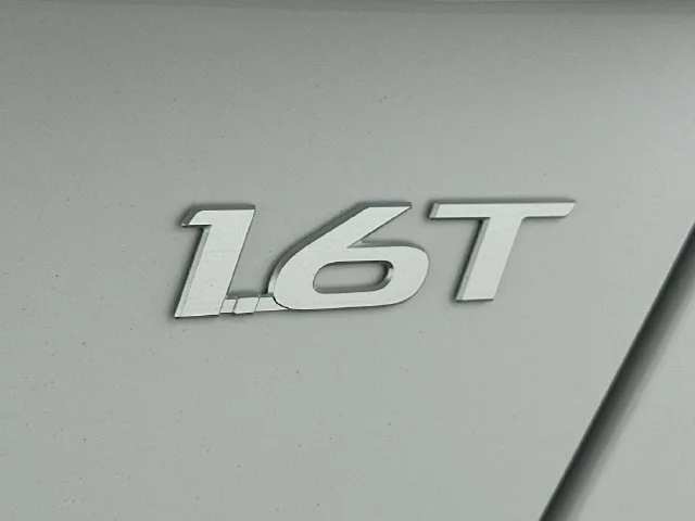 New 2026 White Hyundai Limited image 25