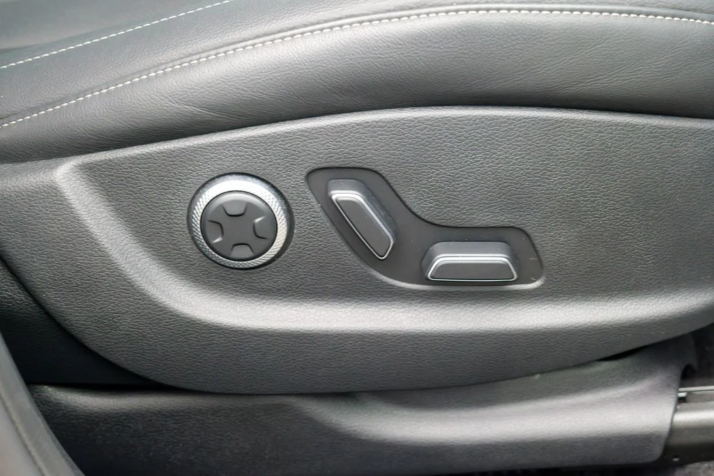 2024 GENESIS GV80 Standard - Photo 39