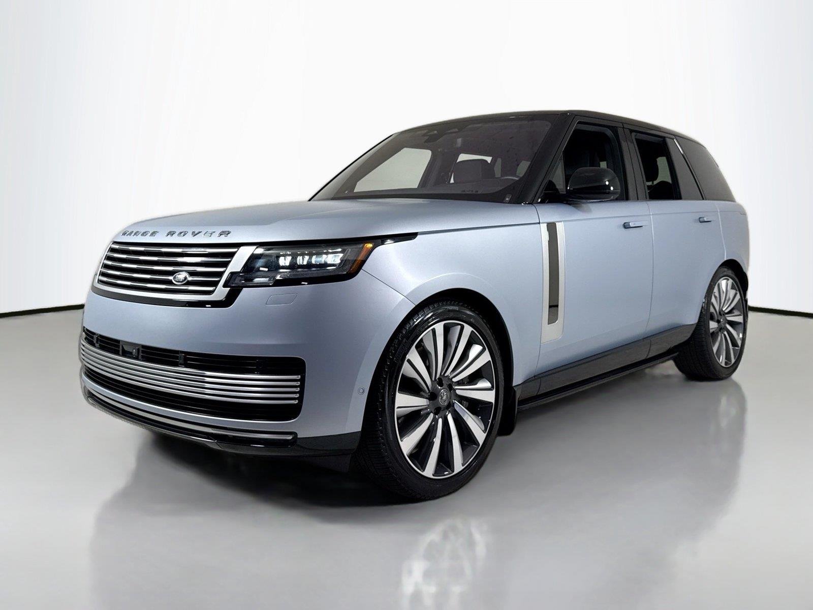 Used 2023 Ionian Silver SV Bespoke Ultra Metallic Gloss Land Rover SV | 225K MSRP image 45