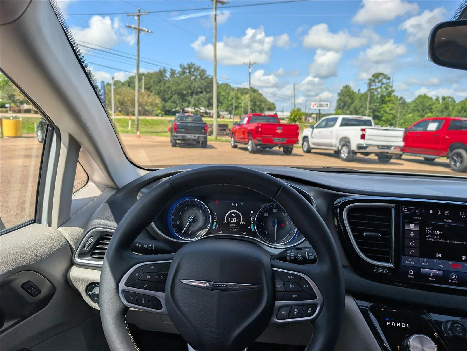 Used 2024 Bright White Clearcoat Chrysler Touring L image 32
