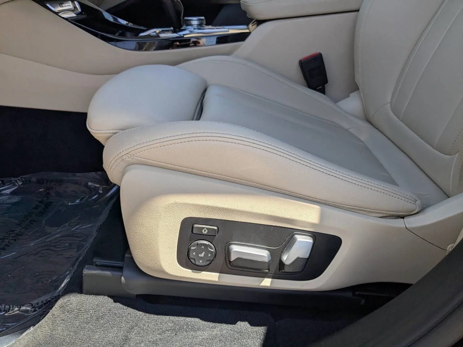 Used 2021 Black Sapphire Metallic BMW M40i image 27