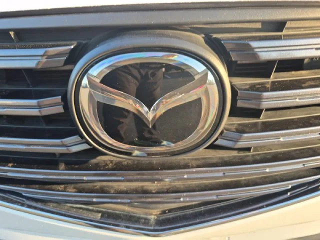 Used 2016 White Mazda Grand Touring image 37