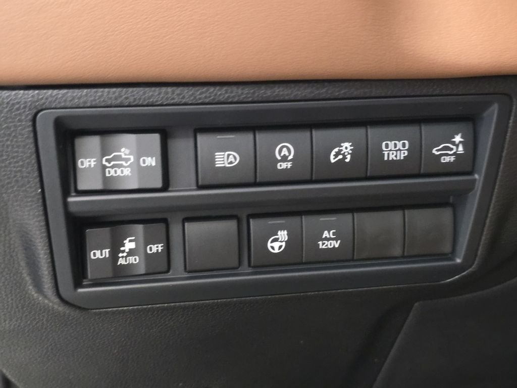 2026 Toyota Tundra 1794 Edition - Photo 13