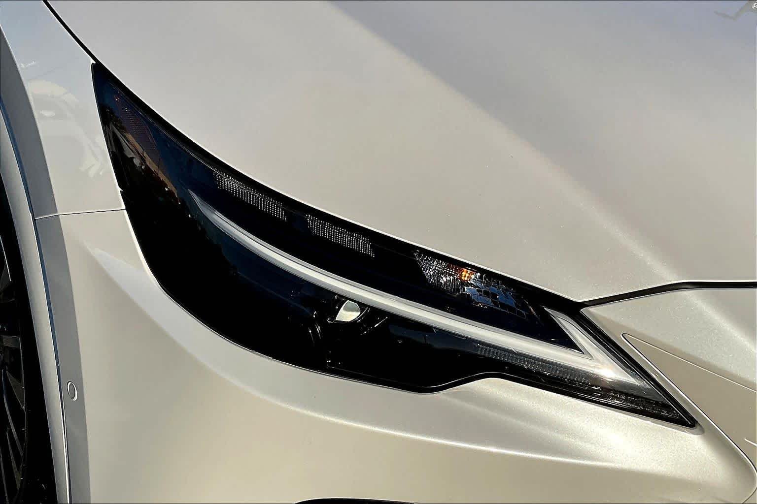 Used 2024 Eminent White Pearl Lexus Premium Plus image 26