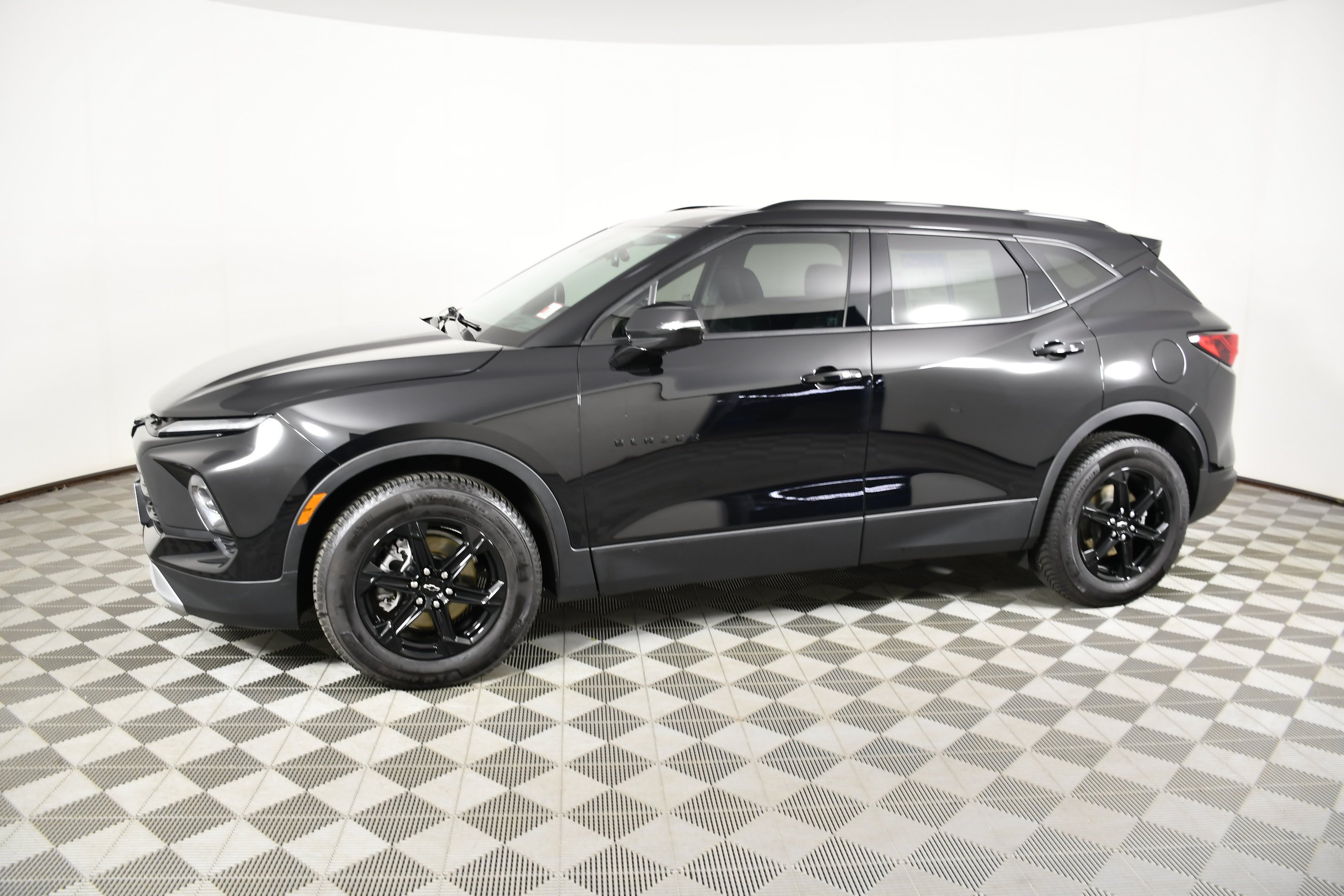 Used 2023 Black Chevrolet LT image 9