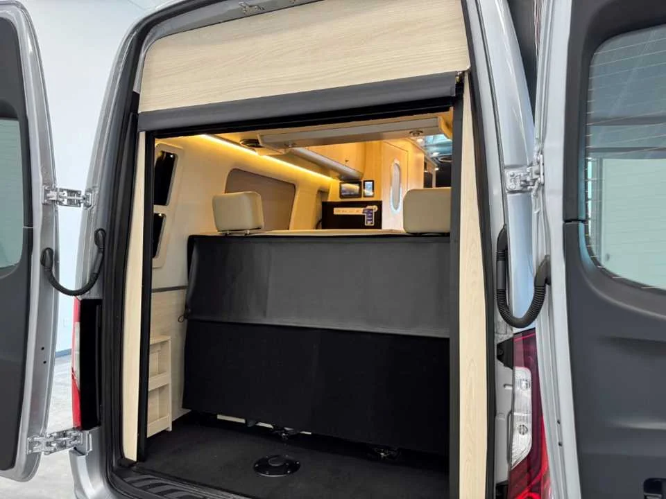 New 2025 SILVER AIRSTREAM  image 10