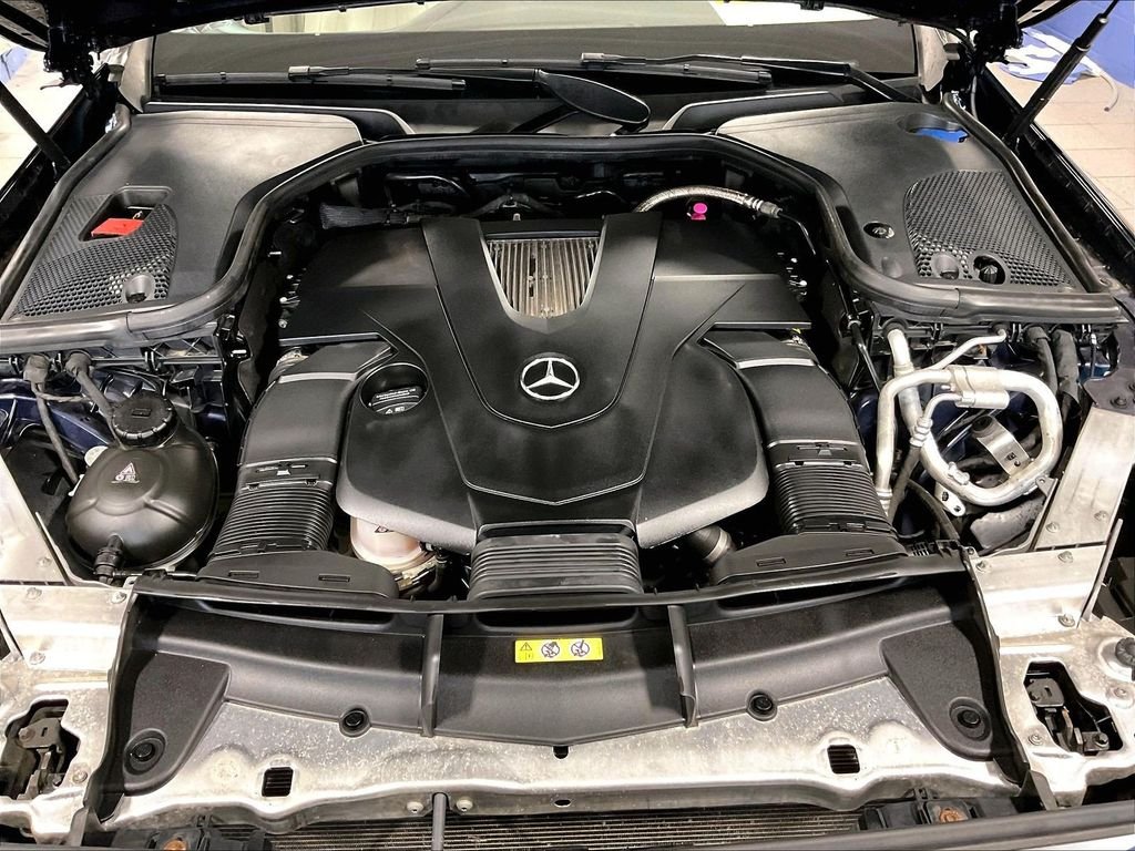 Used 2018 Black Mercedes-Benz E 400 image 30