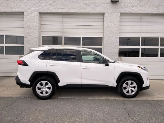 Used 2025 White Toyota LE image 1