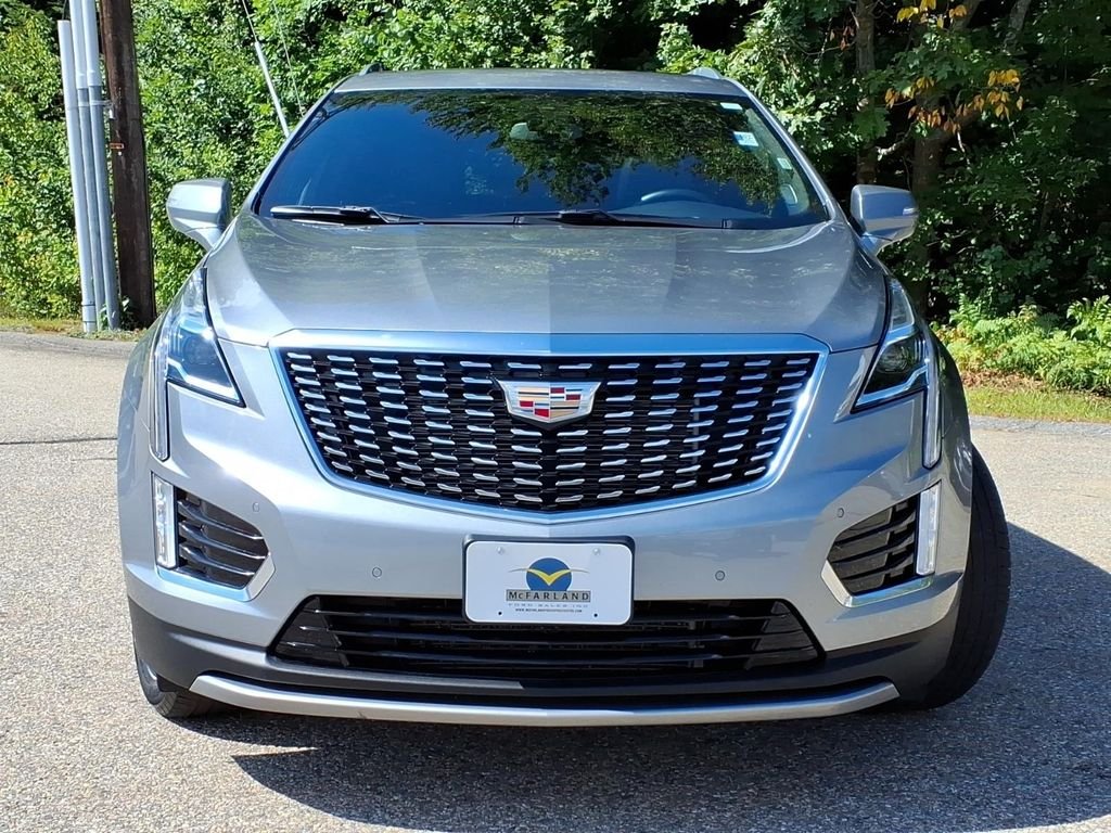 Certified Used 2025 Silver Metallic Cadillac Premium Luxury image 8