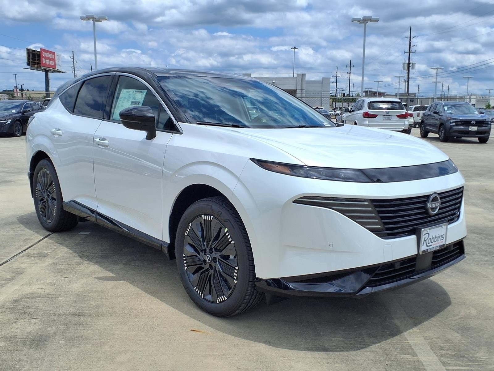 2026 Nissan Murano Platinum White at Robbins Nissan