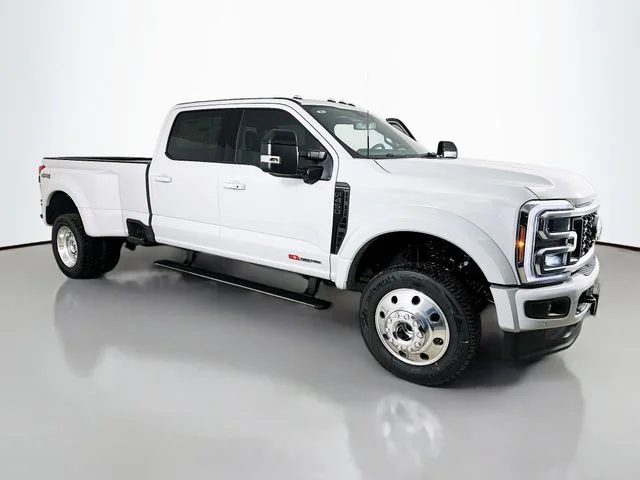 2026 Ford F-450 Platinum 4x4 Crew Cab 8' Box DRW's photo