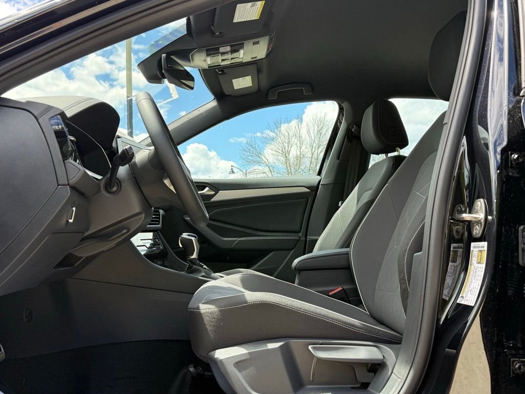 New 2026 Black Volkswagen 1.5T Sport image 28