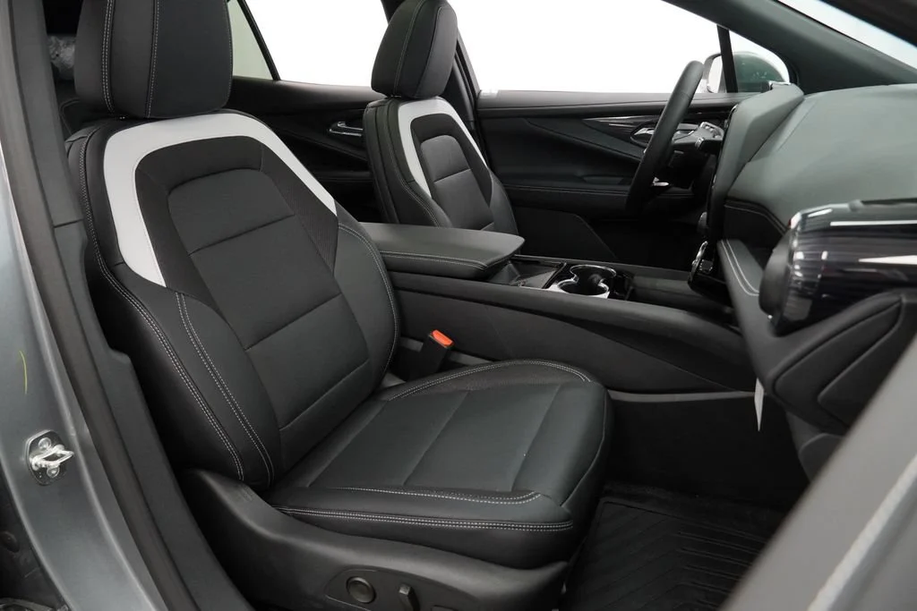New 2026 Sterling Gray Metallic Chevrolet LT image 28