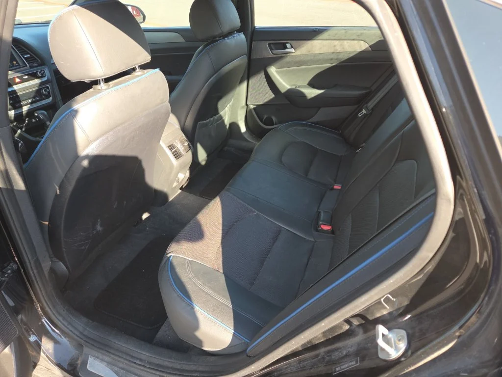 Used 2019 Black Hyundai Limited image 25