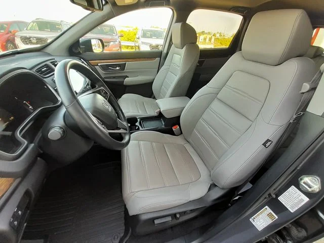 Used 2018  Honda Touring image 41