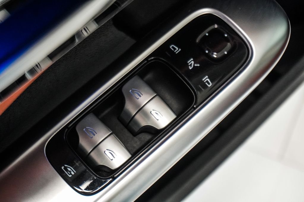 Used 2025 White Mercedes-Benz C 300 image 24
