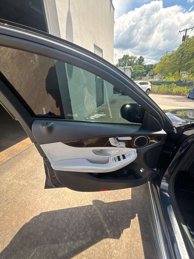 Used 2017  Mercedes-Benz C 300 image 10