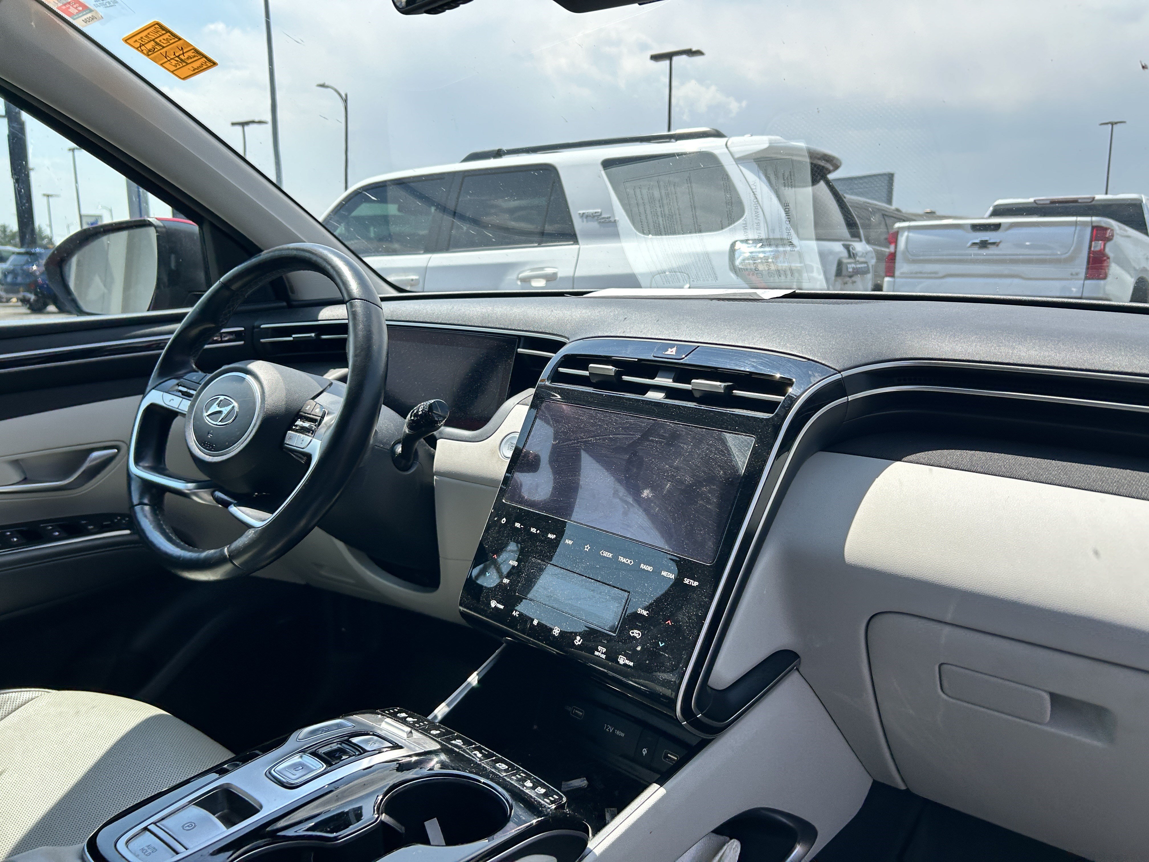 2023 Hyundai Tucson Limited - Photo 14