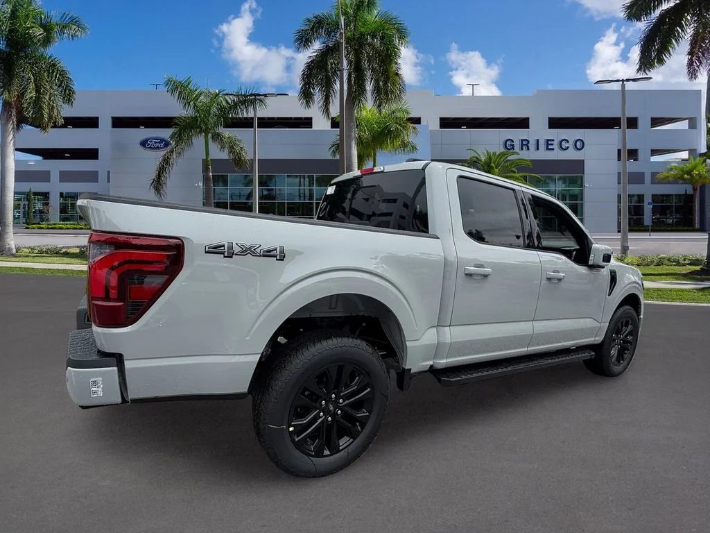New 2026 Avalanche Ford Lariat® image 6