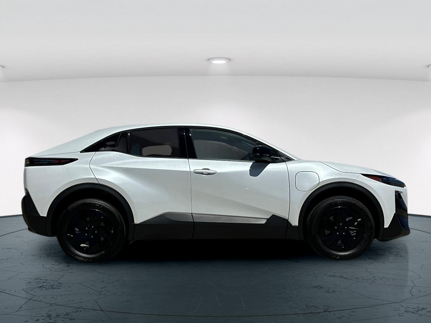 Used 2026 Cosmic White Pearl Subaru 4D Sport Utility image 7