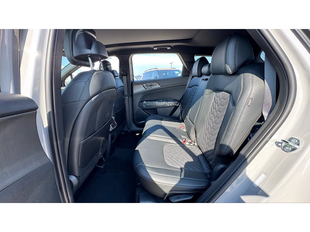 New 2027 Wolf Gray / Black Roof Kia X-Pro Prestige image 27