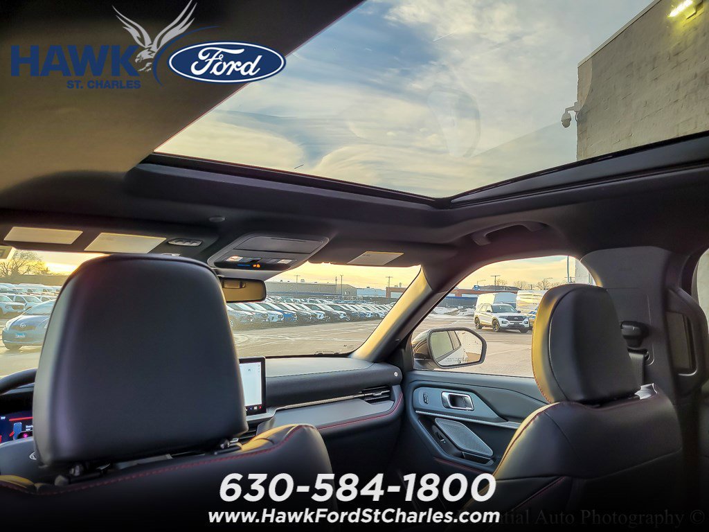 New 2026 Space White Metallic Ford ST image 12