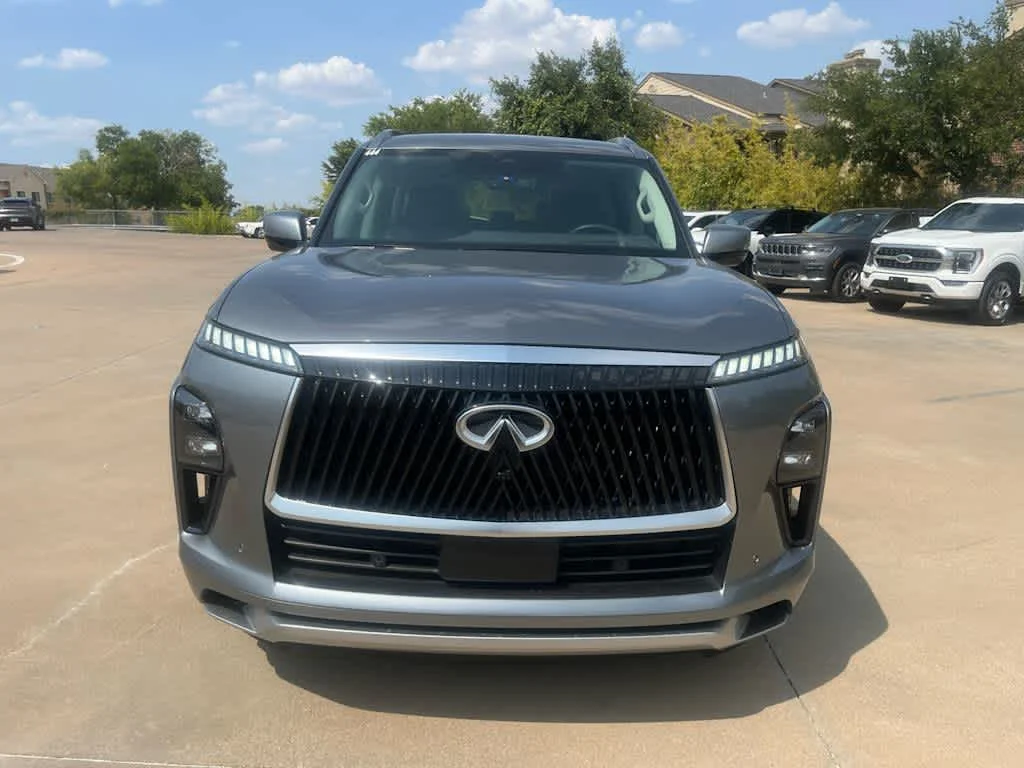 Certified Used 2026 Dynamic Metal INFINITI LUXE image 11