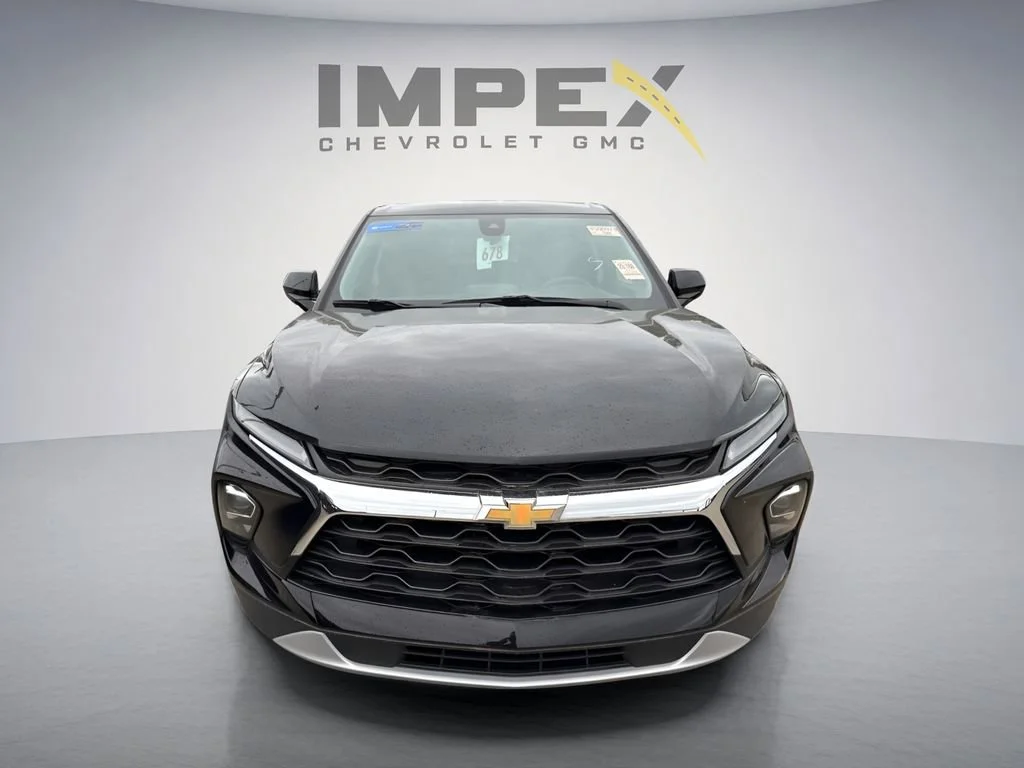 Used 2023 Black Chevrolet 2LT image 1