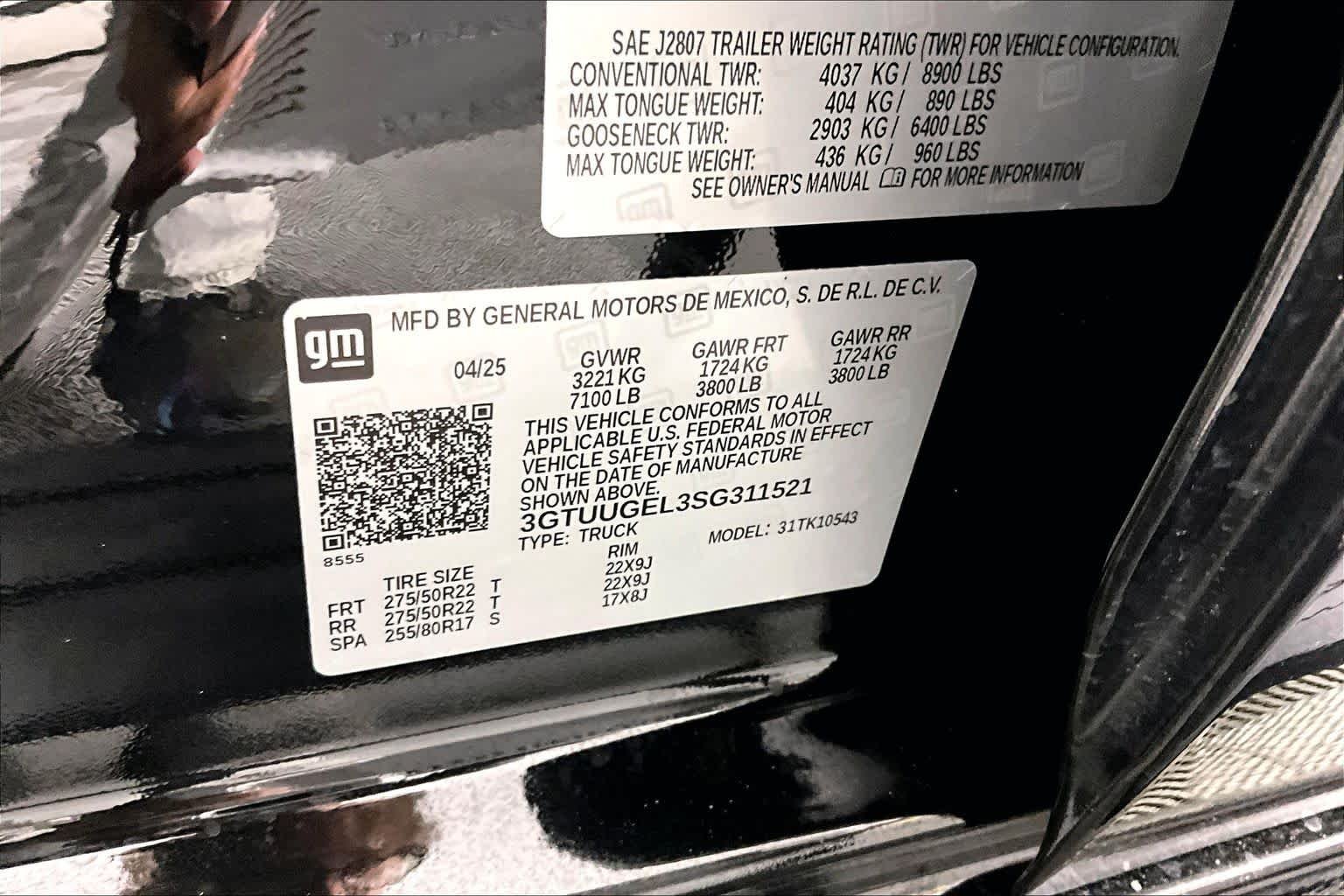 Certified Used 2025 Onyx Black GMC Denali image 35