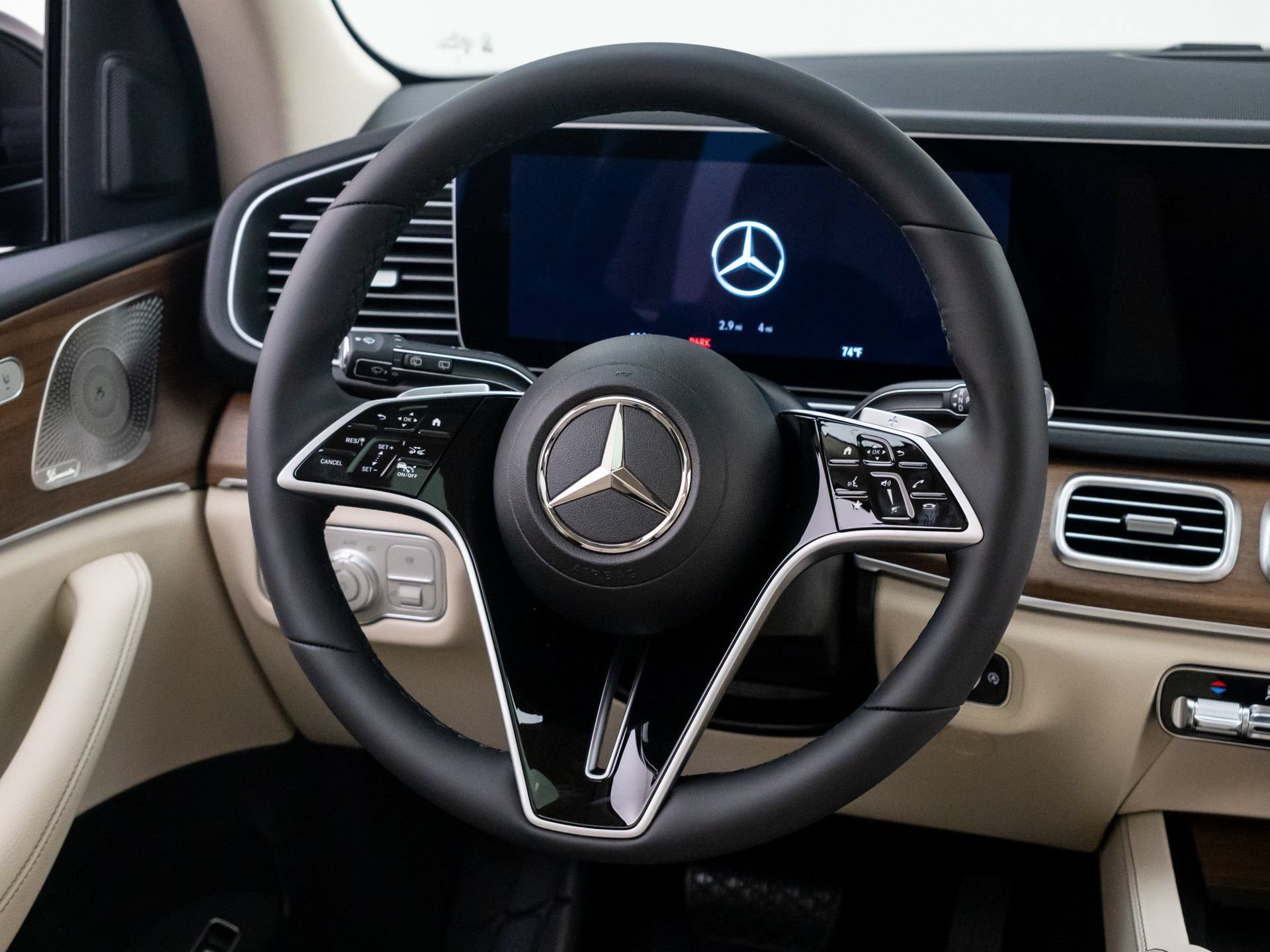New 2026 Obsidian Black Metallic Mercedes-Benz GLE 350 image 54