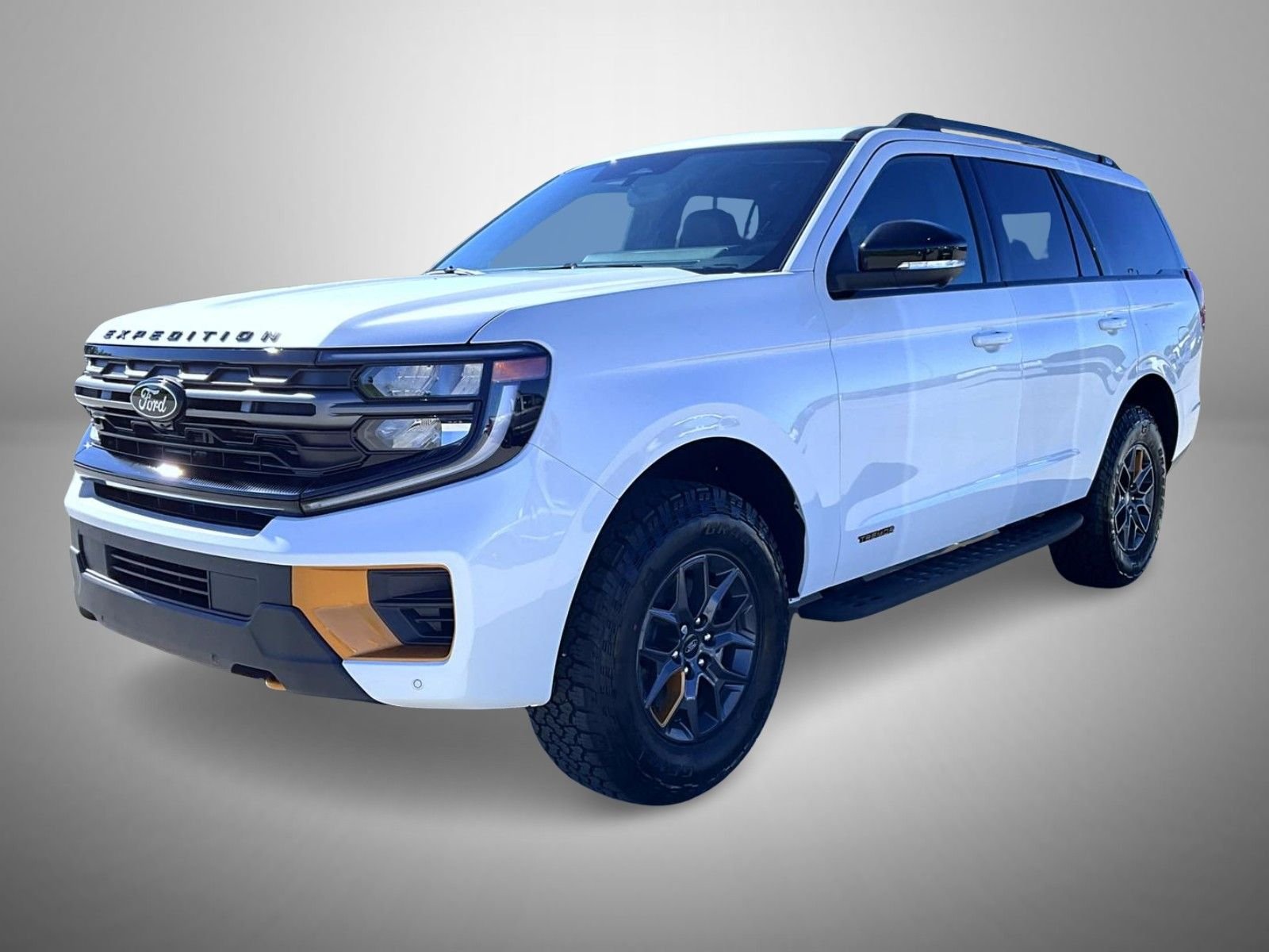 New 2026 Star White Metallic Tri-Coat Ford Tremor image 1