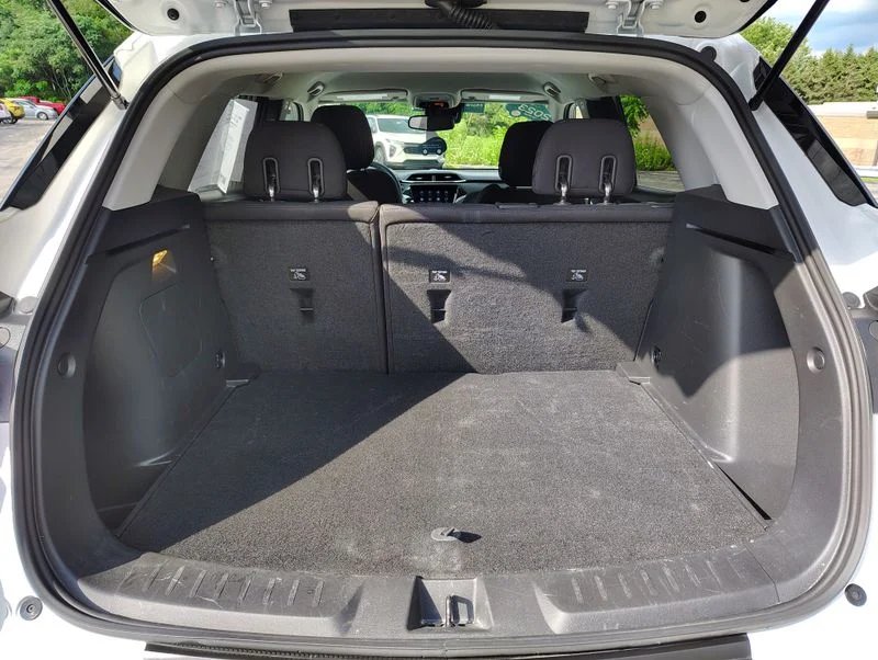 Used 2023 White Chevrolet LT image 17