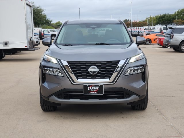 Used 2023 Gray Nissan SV image 10