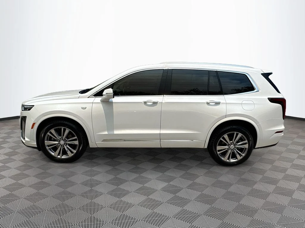 Used 2024 White Cadillac Premium Luxury image 9