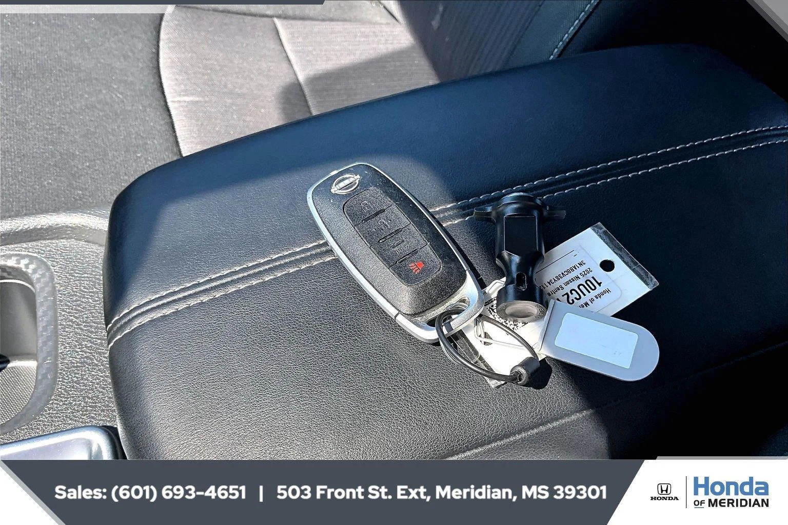 Used 2025 Gun Metallic Nissan SV image 9