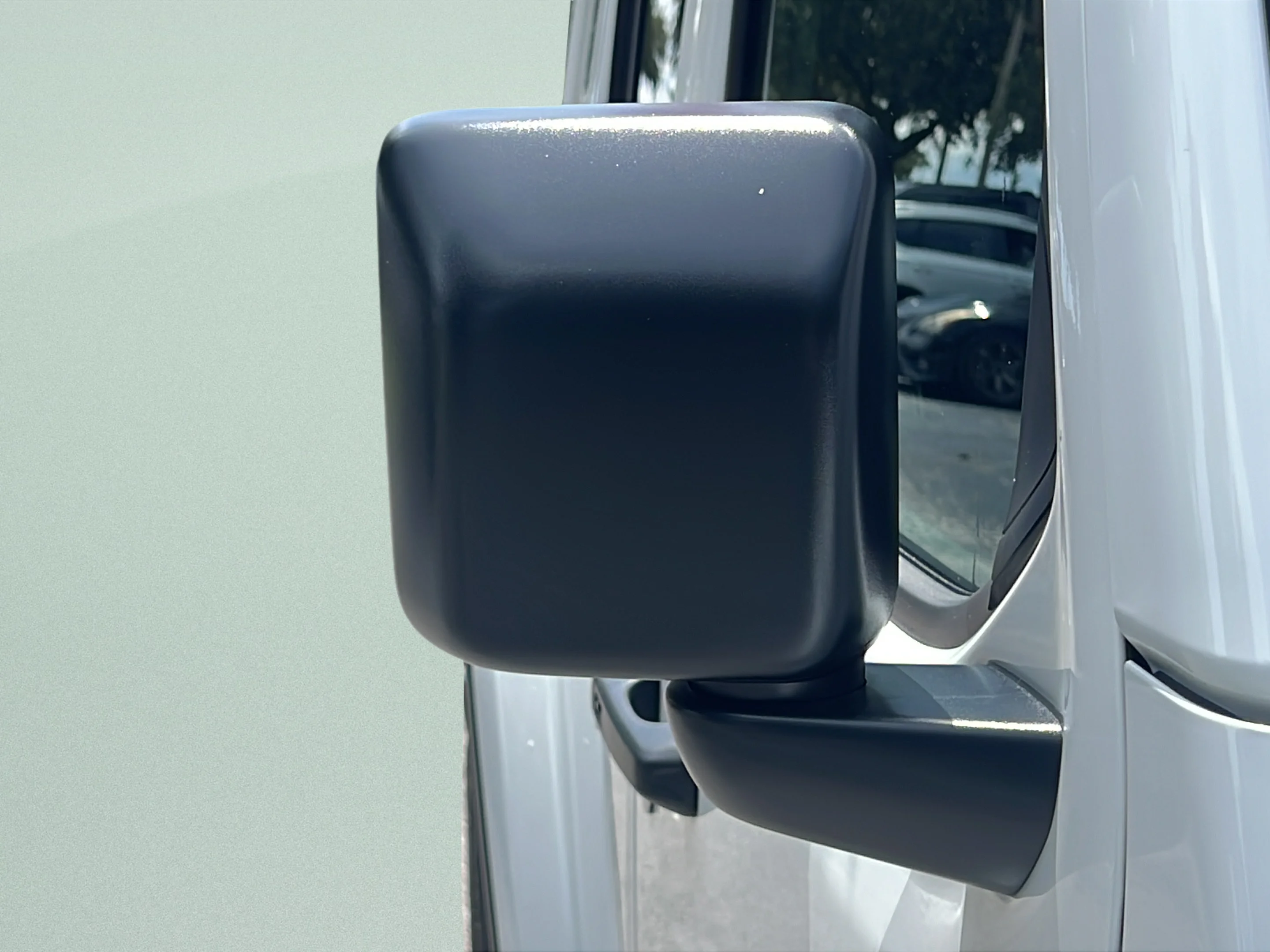 Used 2026 Bright White Clearcoat Jeep Sahara image 26
