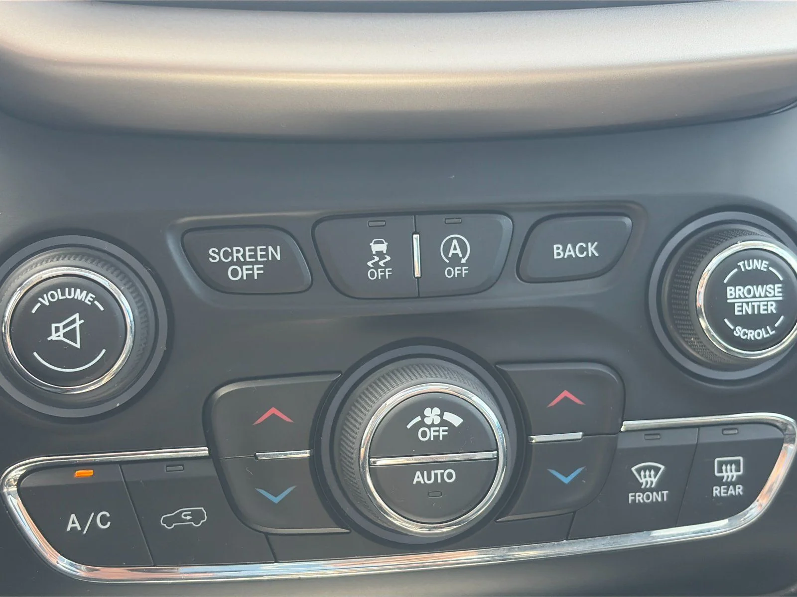 Used 2017 Billet Silver Metallic Jeep Limited image 21