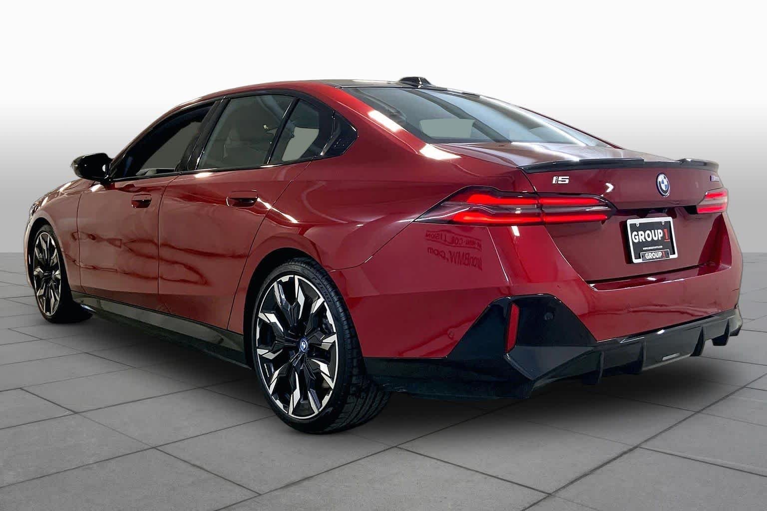 Used 2024 Vegas Red Metallic BMW M60 image 11