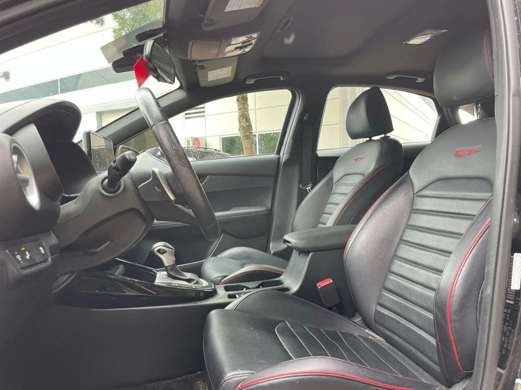 Used 2024 Aurora Black Pearl Kia GT image 17
