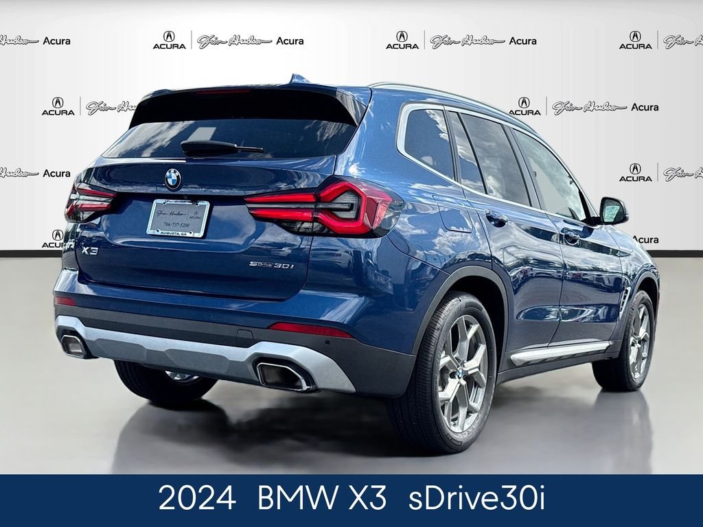 Used 2024 Blue BMW sDrive30i image 7