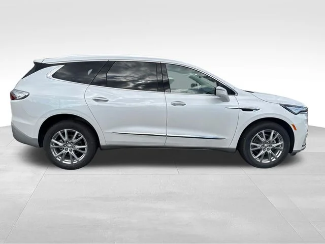 Used 2023 White Buick Essence image 7