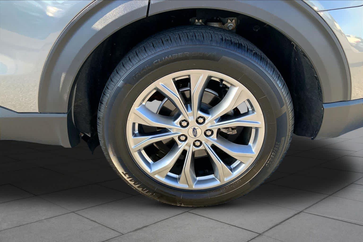 Used 2022 Carbonized Gray Metallic Ford XLT image 11