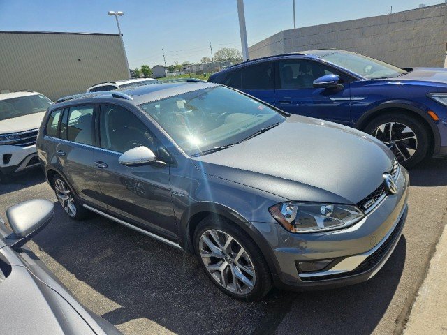 2017 Volkswagen Golf Alltrack TSI SEL 4Motion DSG's photo