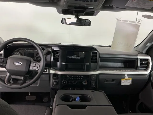 New 2026 Oxford White Ford XL image 24