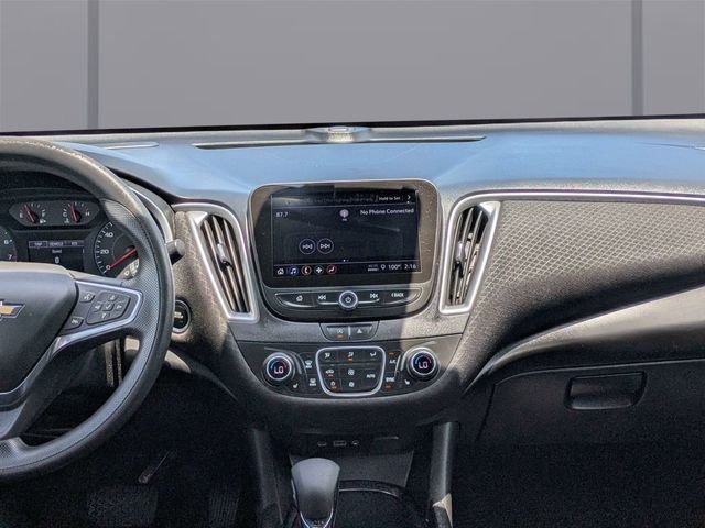 Used 2024 Gray Chevrolet LT image 17