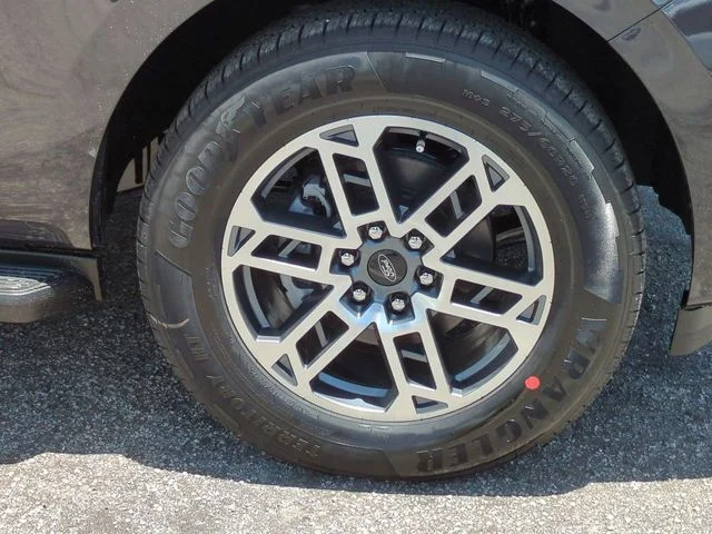 New 2026 Dark Matter Gray Metallic Ford Active image 11