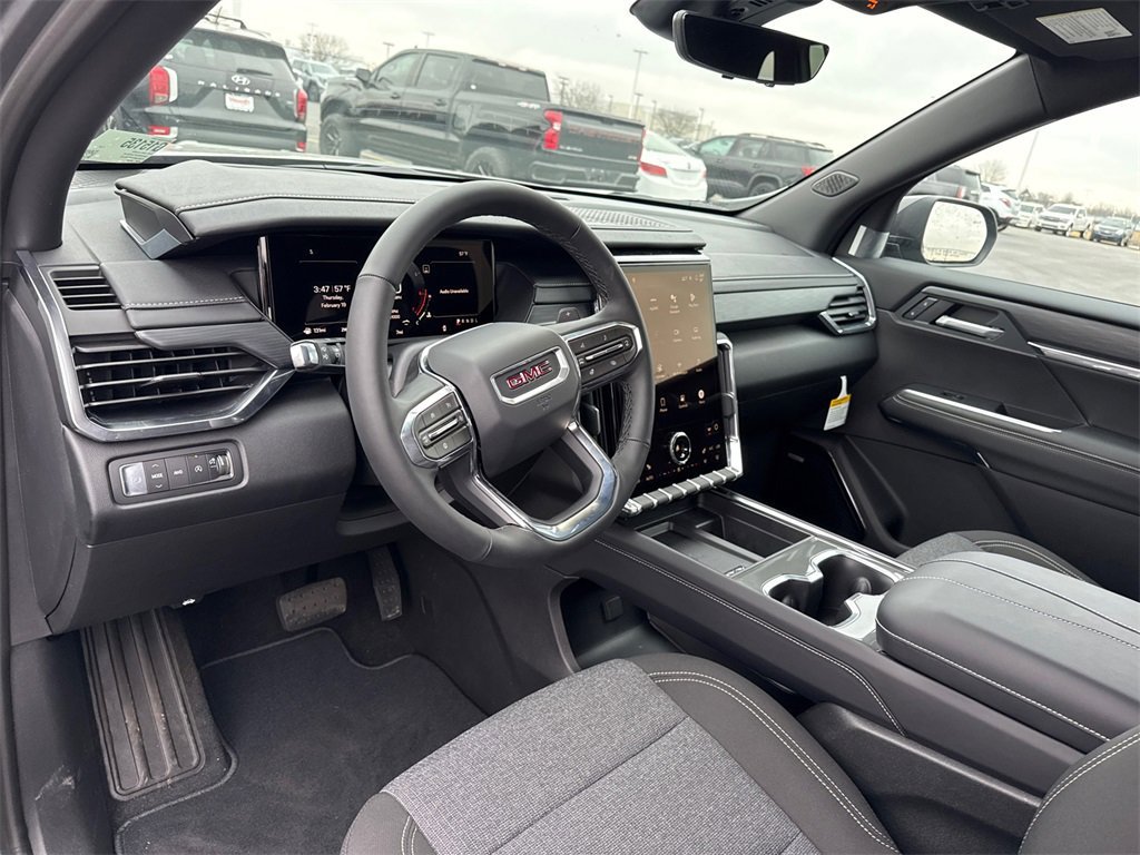 2026 GMC ACADIA - Image 17